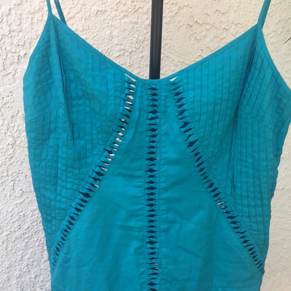 BCBG LINED COTTON PLEATED TOP SZ 10 NWOT - Picture 2 of 10